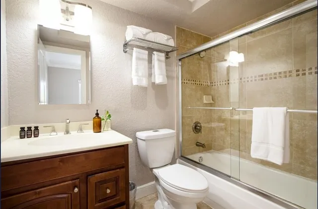 $28,500 | 1501 North Fort Lauderdale Beach Boulevard, Fort Lauderdale, FL 33304