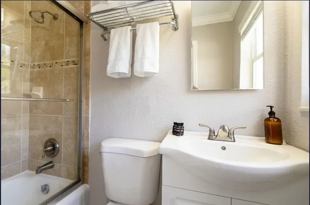 $28,500 | 1501 North Fort Lauderdale Beach Boulevard, Fort Lauderdale, FL 33304