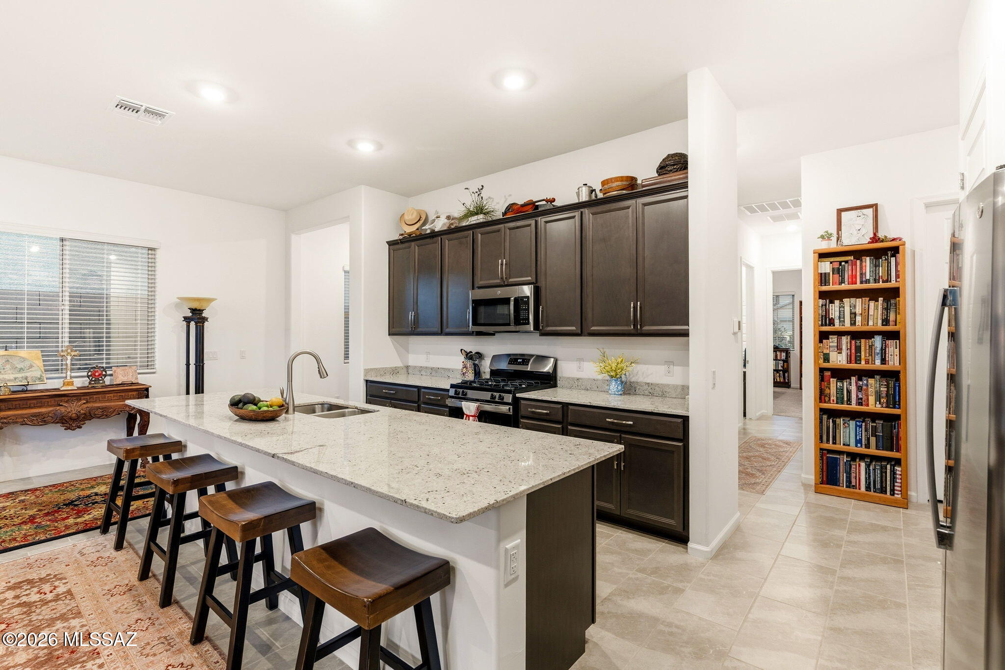 17629 South Ridgerunner Drive Vail, AZ 85641 - Photo 10 of 36 Kitchen