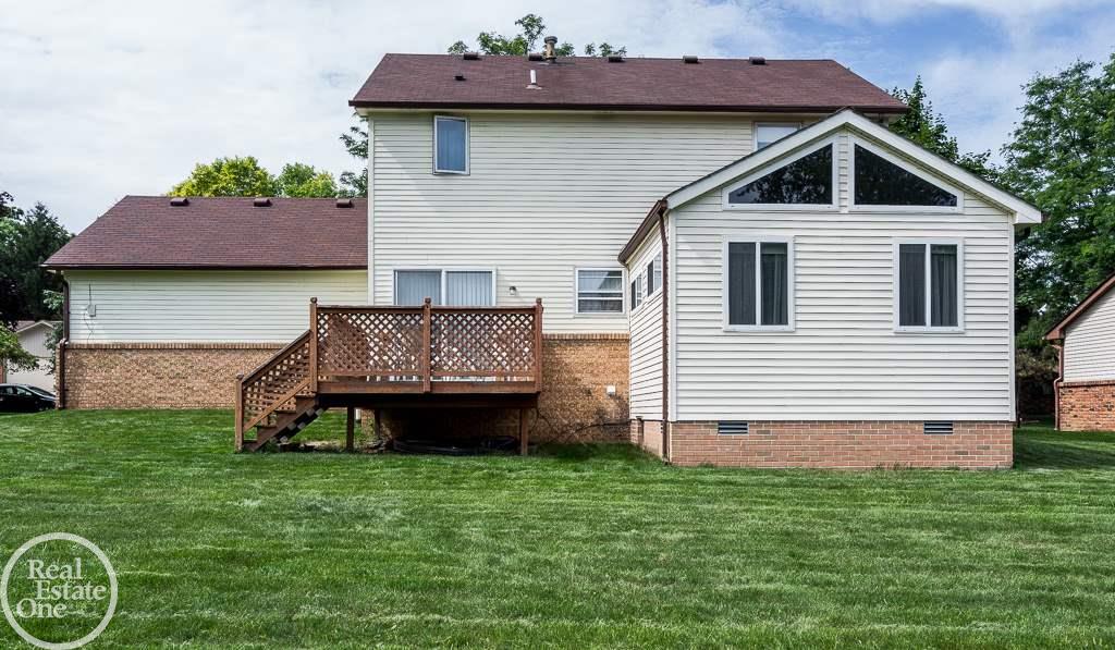 2075 Warrington Road Rochester Hills, MI 48307 - Photo 15 of 18