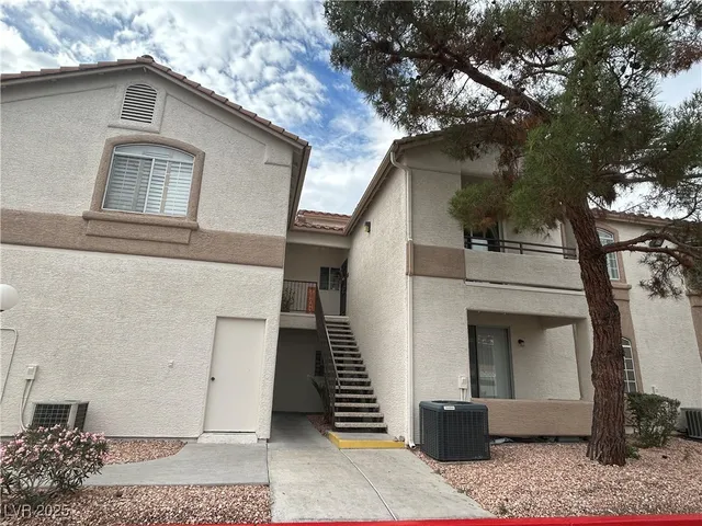 $1,750 | 1830 North Buffalo Drive, Unit 1069, Las Vegas, NV 89128