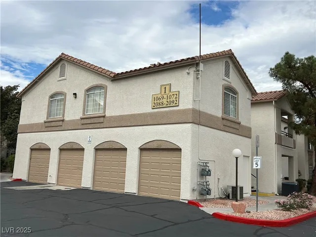 $1,750 | 1830 North Buffalo Drive, Unit 1069, Las Vegas, NV 89128