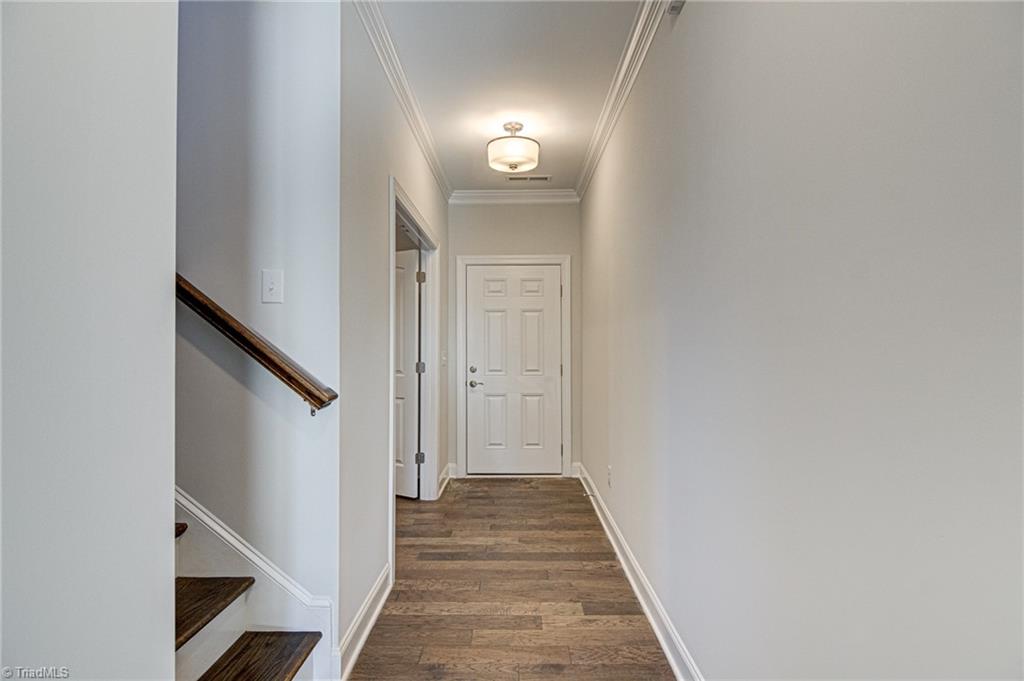 3264 Polo Road Northwest Winston-Salem, NC 27106 - Photo 3 of 37