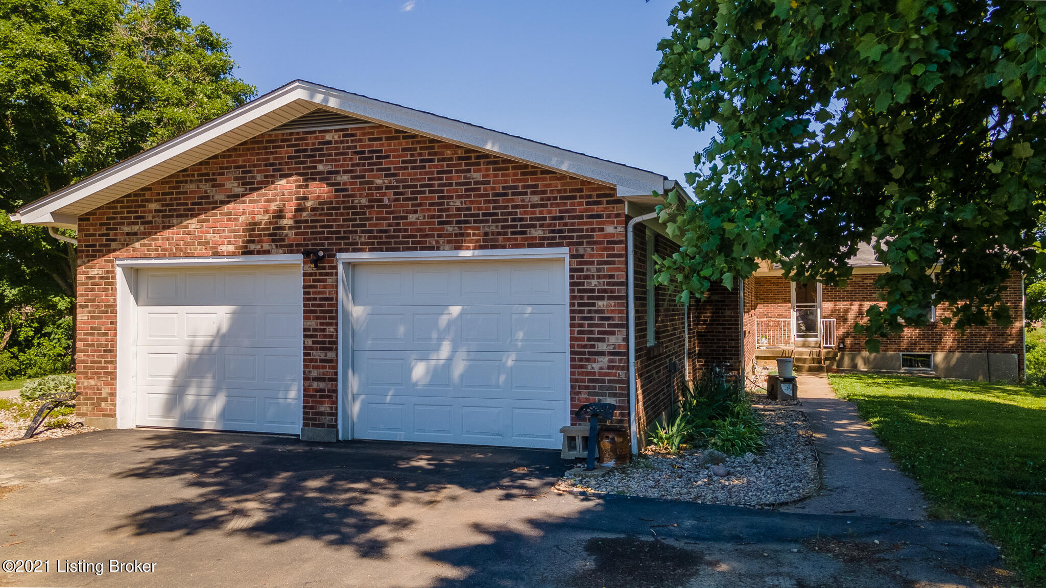 321 South Bardstown Road Mount Washington, KY 40047 - Photo 41 of 47 321 S Bardstown Rd
