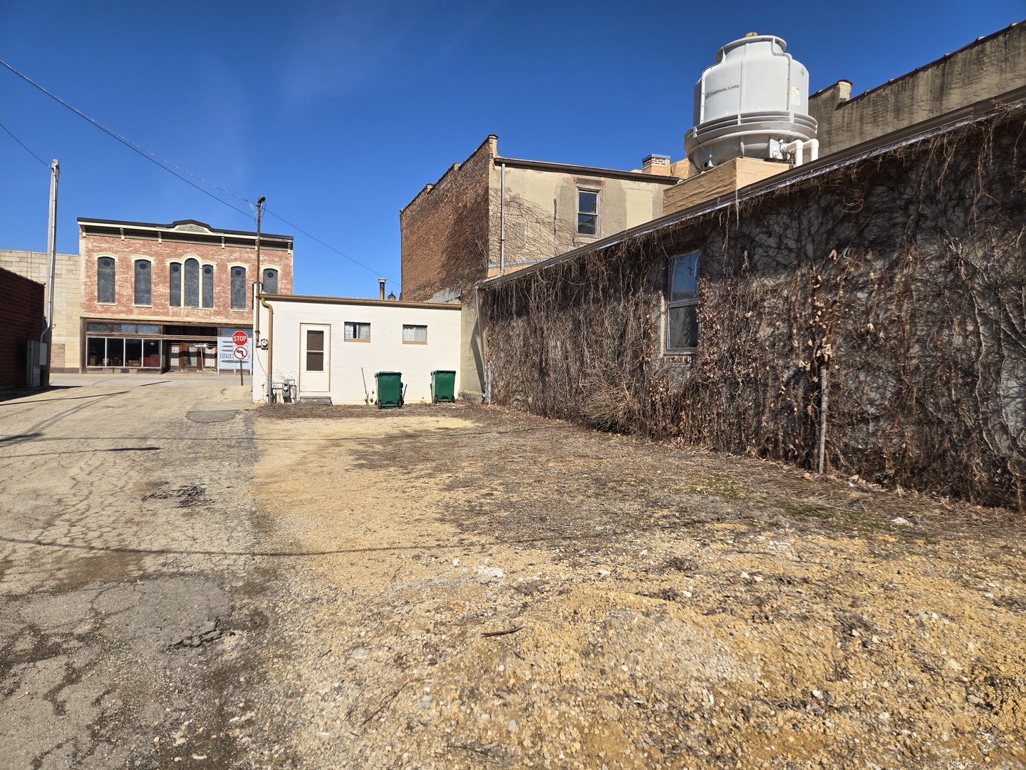 115 East Mason Street Polo, IL 61064 - Photo 2 of 6 a view of a large building