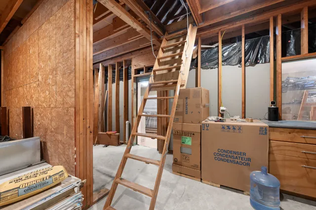 $210,000 | 288 Alana Lane, Oak Ridge North, TX 77386