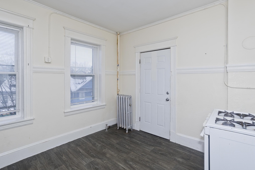 228 Belmont Avenue Springfield, MA 01108 - Photo 18 of 40