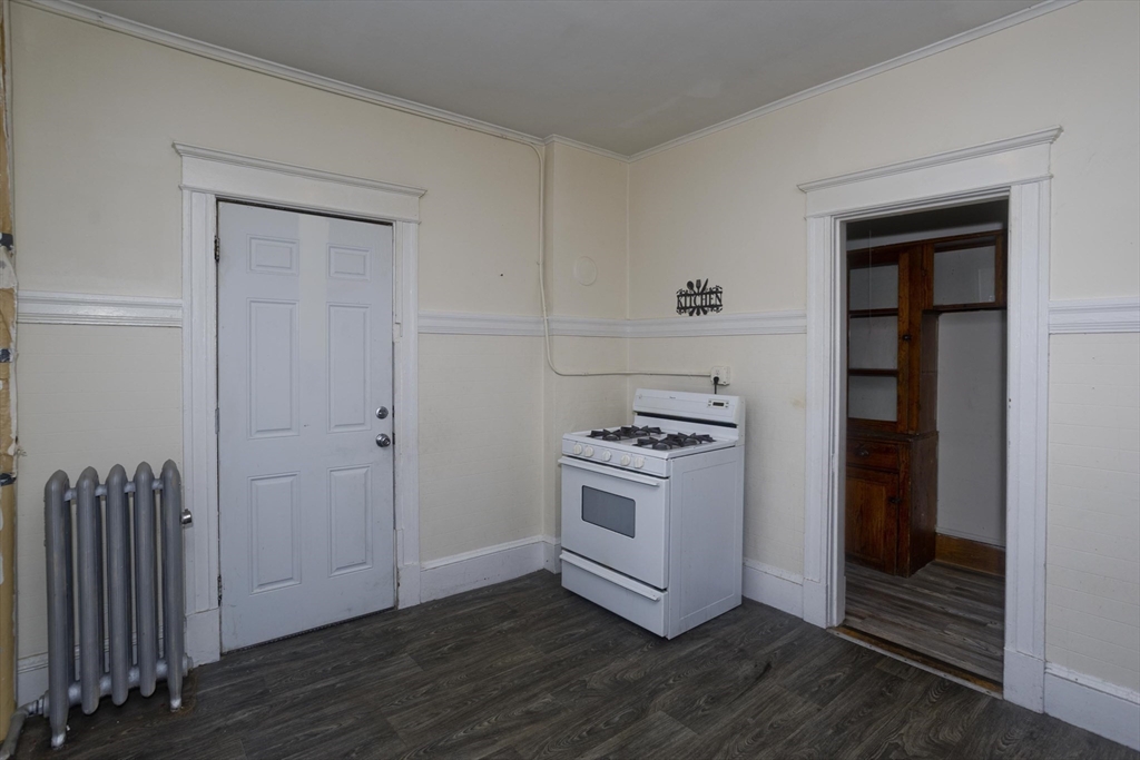 228 Belmont Avenue Springfield, MA 01108 - Photo 19 of 40