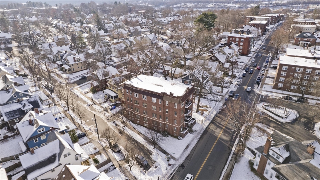 228 Belmont Avenue Springfield, MA 01108 - Photo 5 of 40