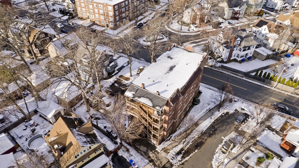 228 Belmont Avenue Springfield, MA 01108 - Photo 7 of 40