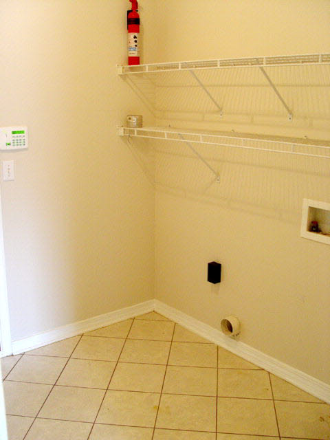 9546 Mosley Road Fairhope, AL 36532 - Photo 38 of 45 Laundry room