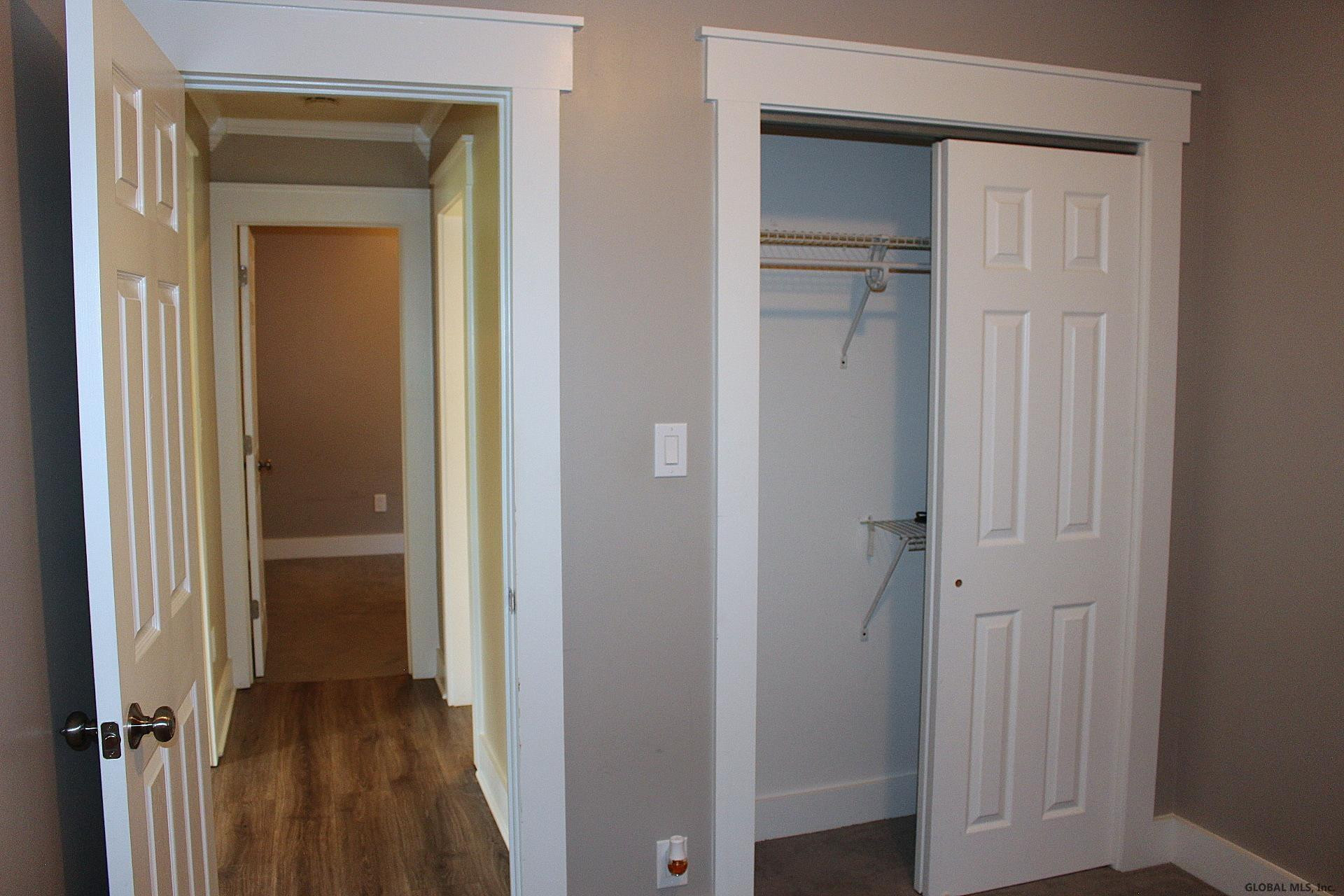 406 Perry Street Schenectady, NY 12306 - Photo 13 of 33 Photo 13