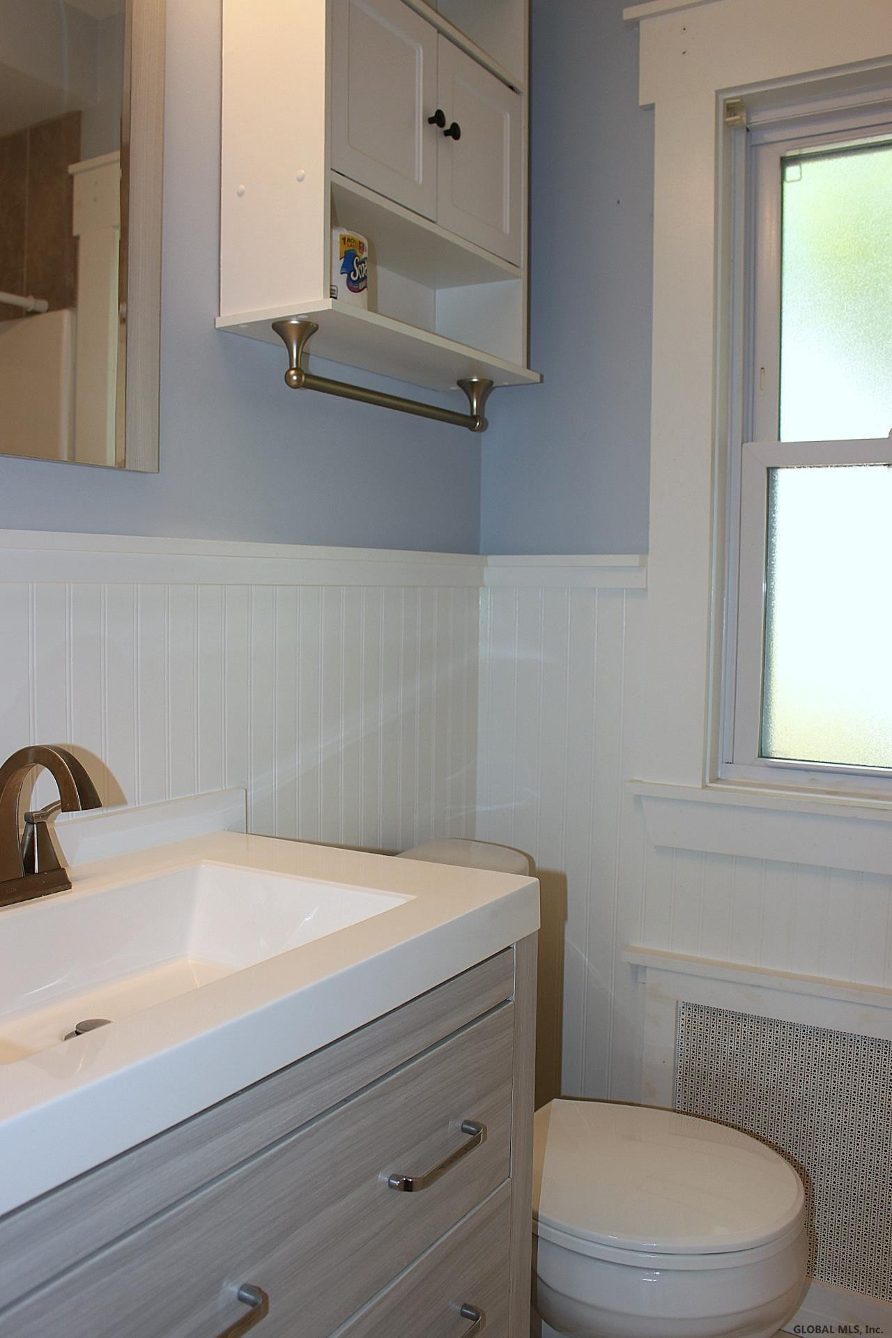 406 Perry Street Schenectady, NY 12306 - Photo 14 of 33 Photo 14