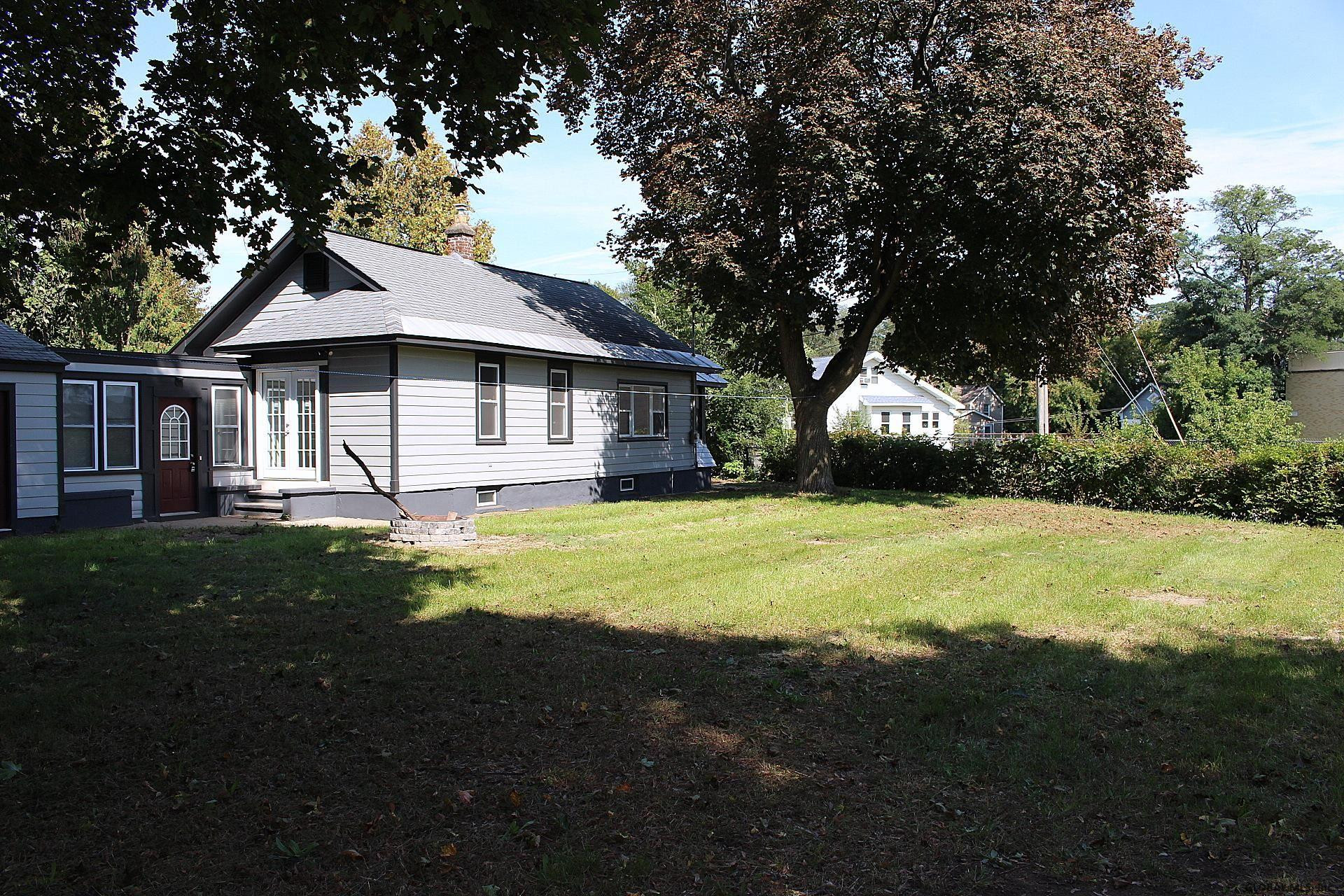 406 Perry Street Schenectady, NY 12306 - Photo 31 of 33 Photo 31