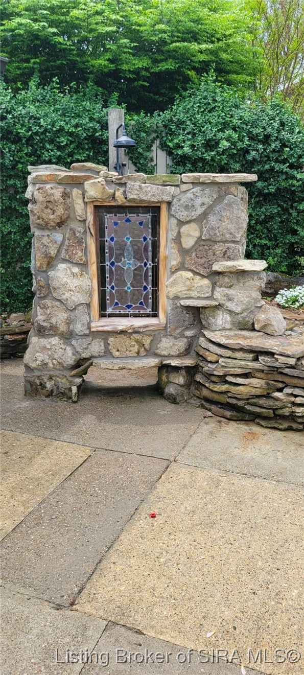 12906 West Polk Road Lexington, IN 47138 - Photo 17 of 49 Outdoor Shower Spring