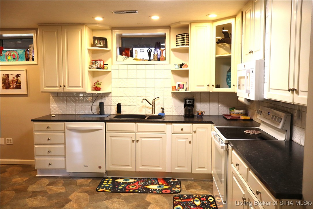 12906 West Polk Road Lexington, IN 47138 - Photo 32 of 49 Kitchen