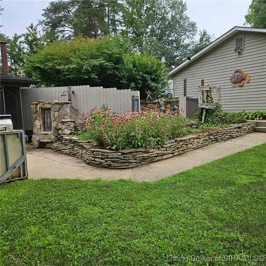 12906 West Polk Road Lexington, IN 47138 - Photo 10 of 49 Perineal Landscaping