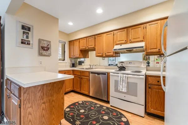 $275,000 | 16 Westchester Terrace, Annandale, NJ 08801