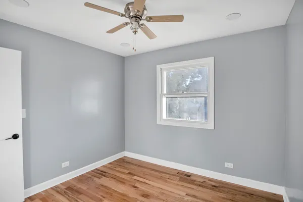 $3,100 | 7031 Glenwood Lane, Hanover Park, IL 60133