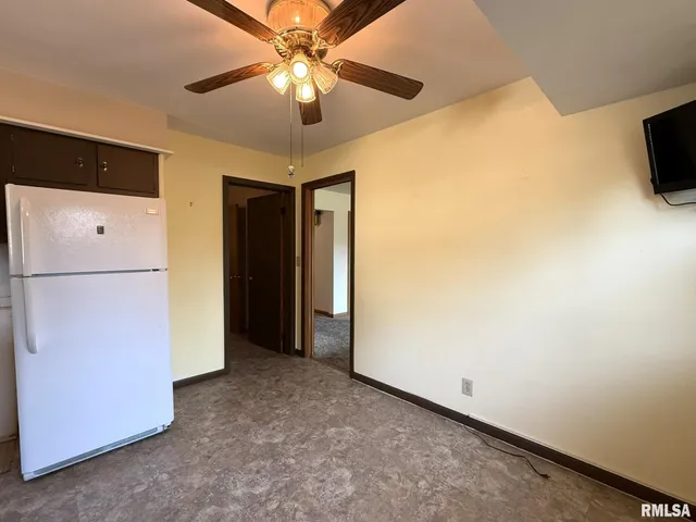 $144,900 | 1501 Bridge Avenue, Galesburg, IL 61401