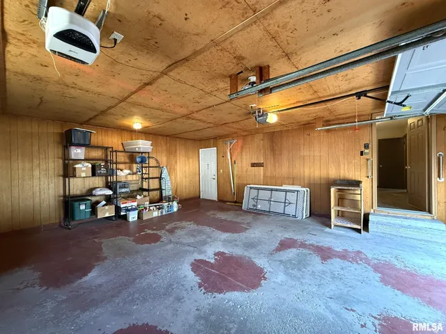 $144,900 | 1501 Bridge Avenue, Galesburg, IL 61401