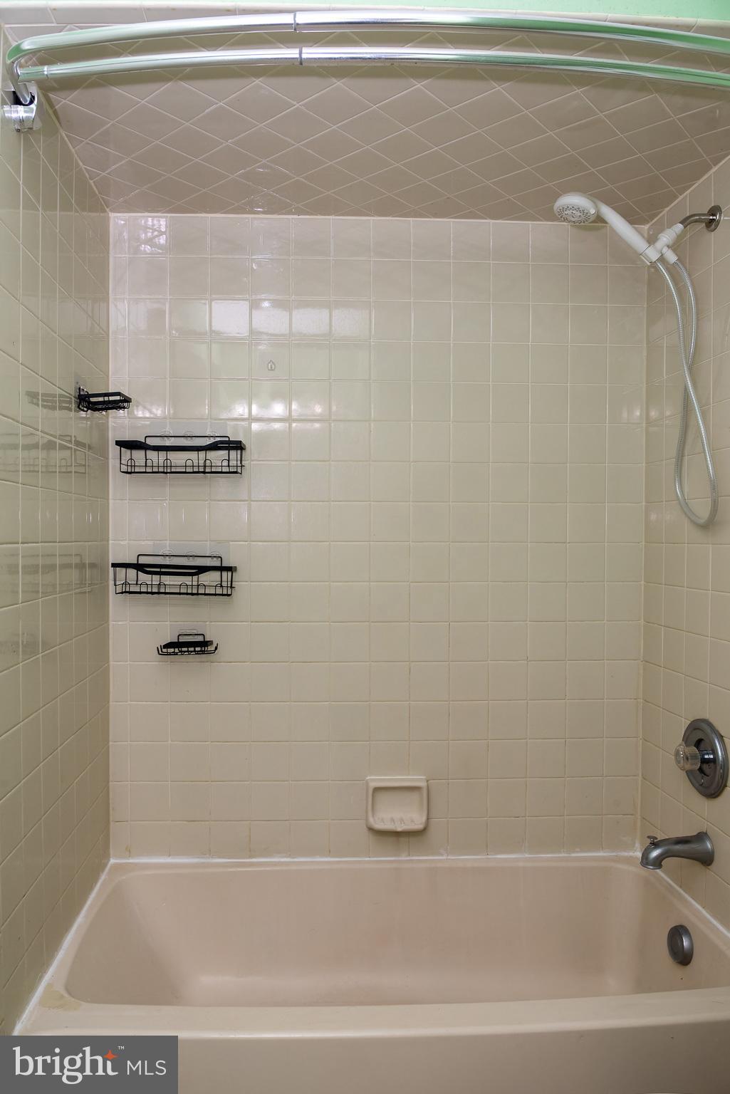 19 Geraldine Road Hightstown, NJ 08520 - Photo 20 of 38