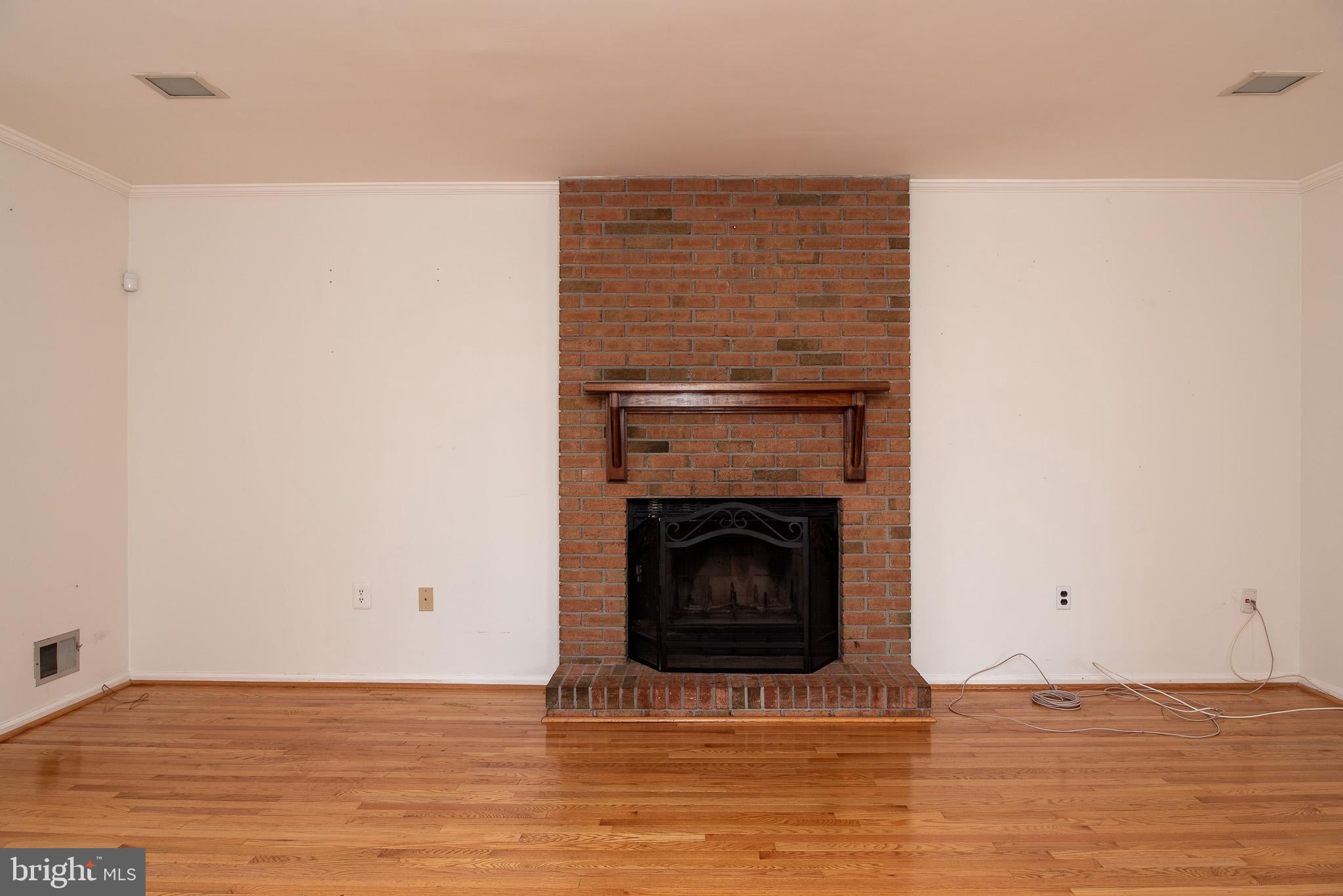 19 Geraldine Road Hightstown, NJ 08520 - Photo 6 of 38