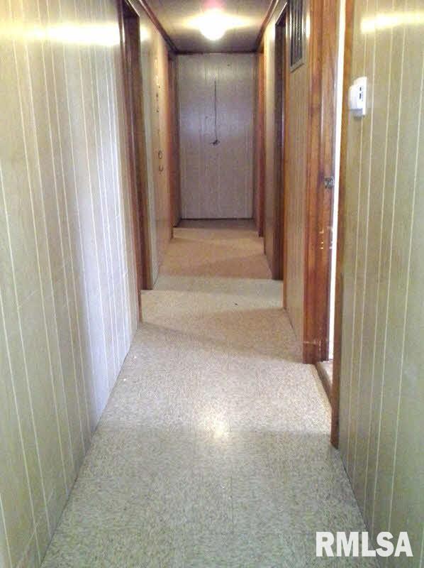 21922 Shawneetown Road Thompsonville, IL 62890 - Photo 11 of 26 Gallery Image 11