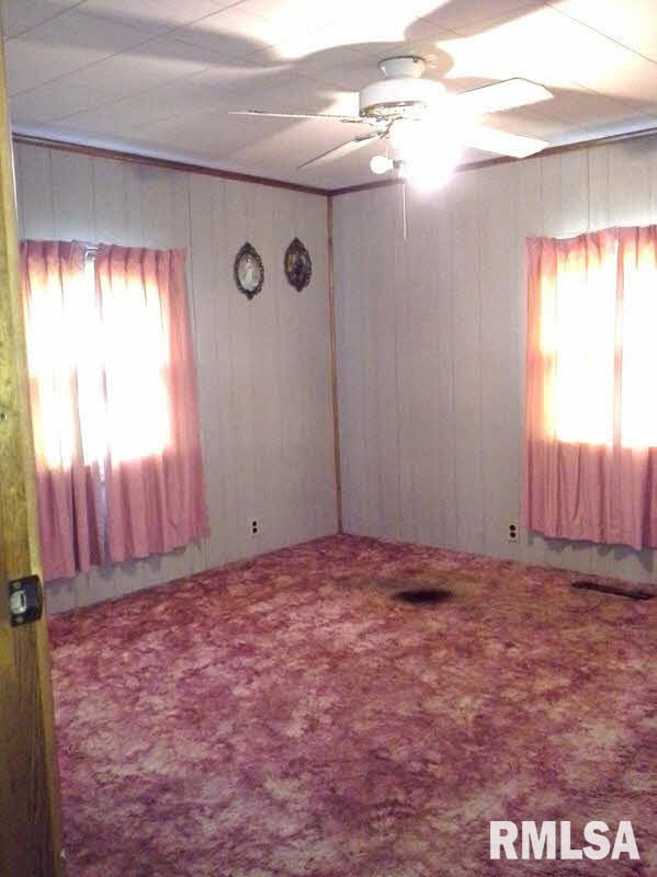 21922 Shawneetown Road Thompsonville, IL 62890 - Photo 14 of 26 Gallery Image 14