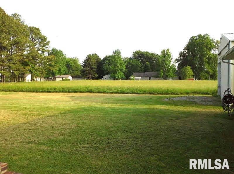 21922 Shawneetown Road Thompsonville, IL 62890 - Photo 4 of 26 Gallery Image 4