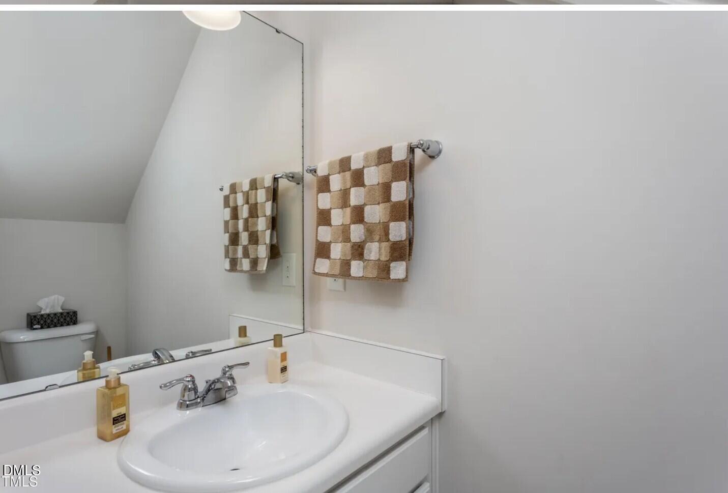 7031 Racine Way Raleigh, NC 27615 - Photo 16 of 24 16