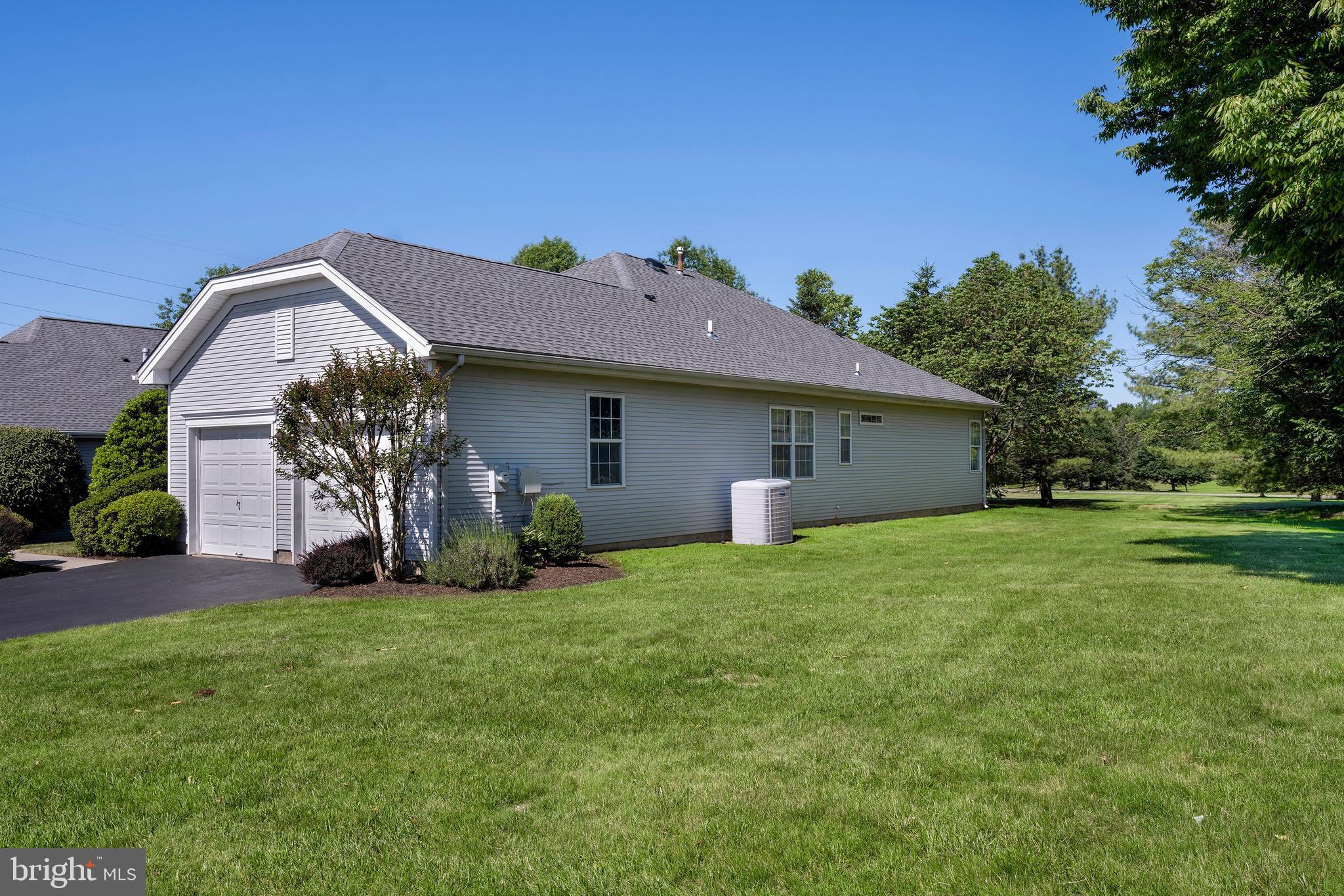 9 Foster Road Pennington, NJ 08534 - Photo 22 of 23