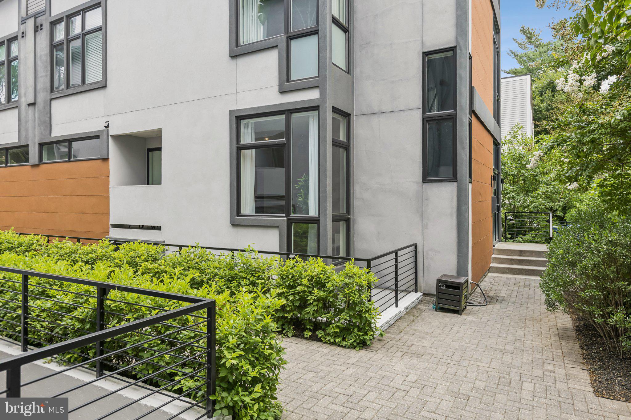 3919 Fulton Street Northwest, Unit 4 Washington, DC 20007 - Photo 31 of 31 a view of a garden with pathway