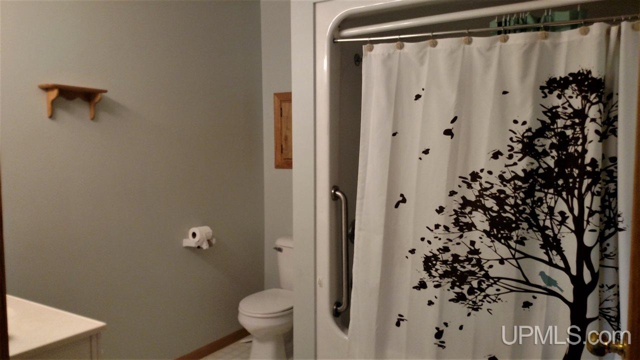43996 Paradise Road Chassell, MI 49916 - Photo 10 of 29 Gallery Image 10