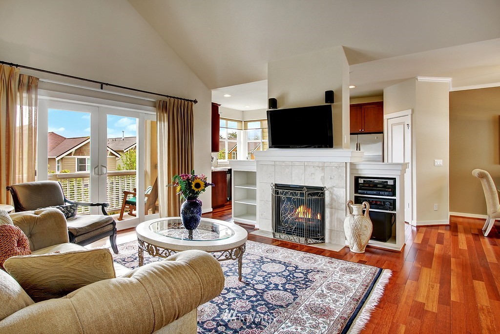 566 Alpine Ridge Place Northwest Issaquah, WA 98027 - Photo 3 of 22