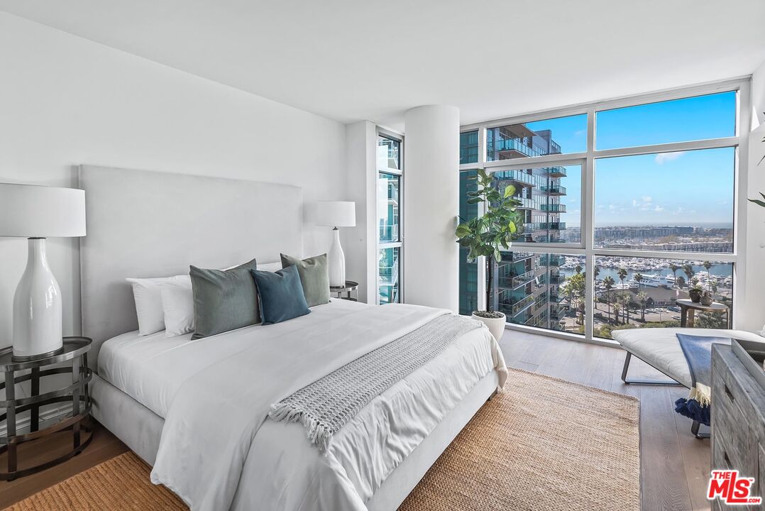 13700 Marina Pointe Drive, Unit 1414 Marina del Rey, CA 90292 - Photo 12 of 48