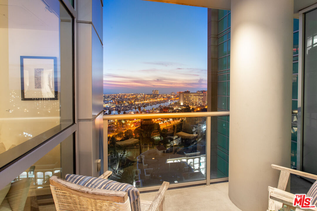 13700 Marina Pointe Drive, Unit 1414 Marina del Rey, CA 90292 - Photo 15 of 48