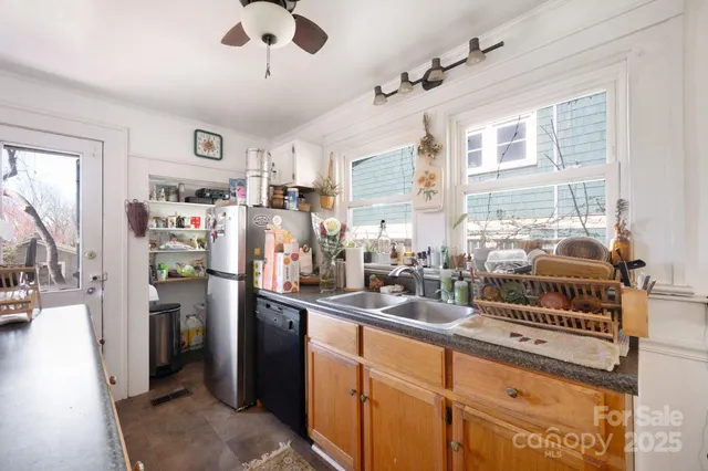 $639,000 | 17 Hubbard Avenue, Asheville, NC 28806