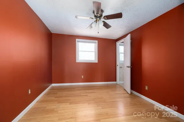 $639,000 | 17 Hubbard Avenue, Asheville, NC 28806