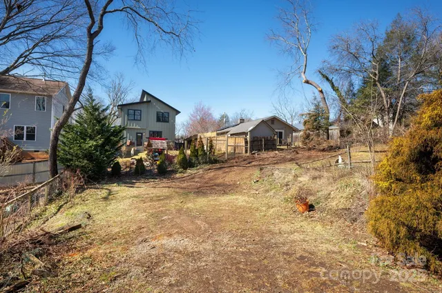 $639,000 | 17 Hubbard Avenue, Asheville, NC 28806