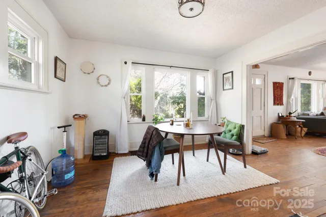 $639,000 | 17 Hubbard Avenue, Asheville, NC 28806