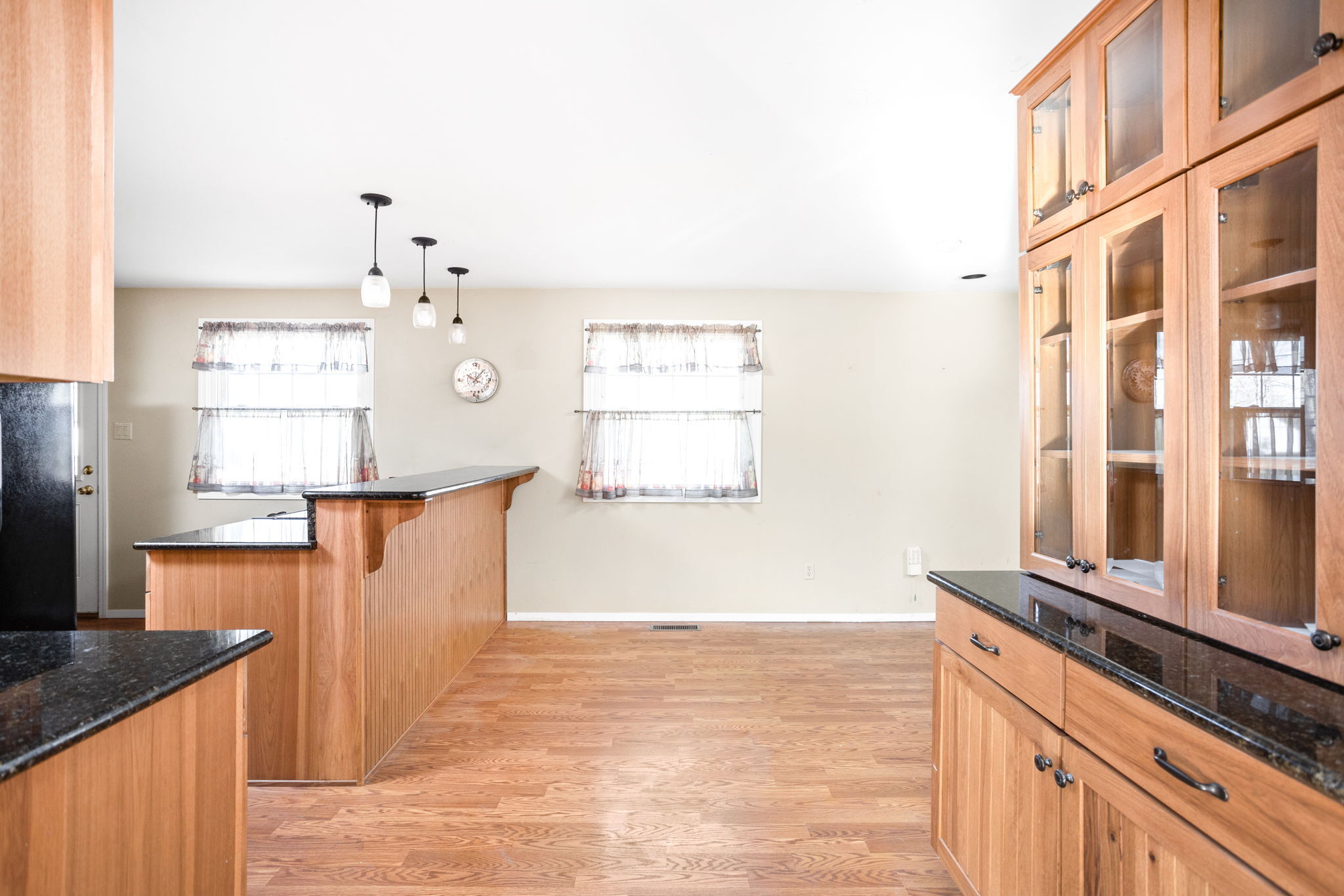 7444 Harcourt Road Indianapolis, IN 46260 - Photo 10 of 30 Gallery Image 10