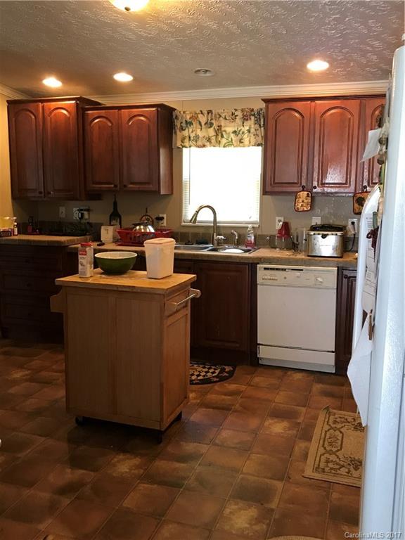 655 Baltimore Branch Road Hot Springs, NC 28743 - Photo 5 of 14 Gallery Image 5