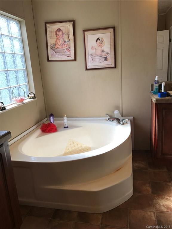 655 Baltimore Branch Road Hot Springs, NC 28743 - Photo 8 of 14 Gallery Image 8
