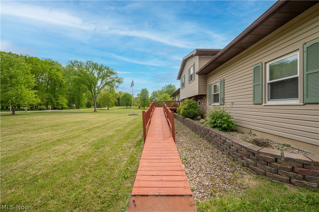 1041 Prentice Road Northwest Warren, OH 44481 - Photo 4 of 50