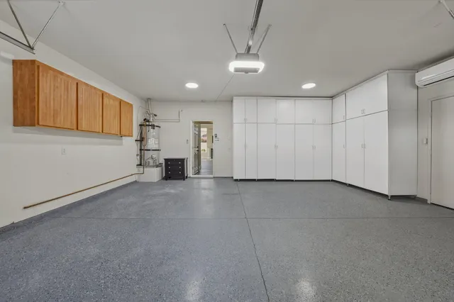 a view of a livingroom with furniture