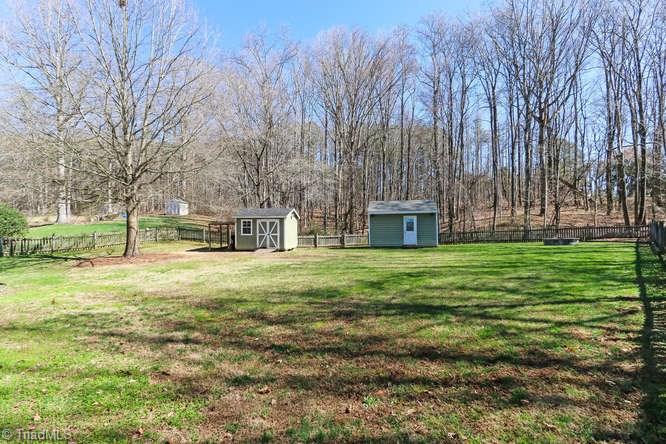 5808 High View Road Greensboro, NC 27410 - Photo 28 of 29 Gallery Image 28