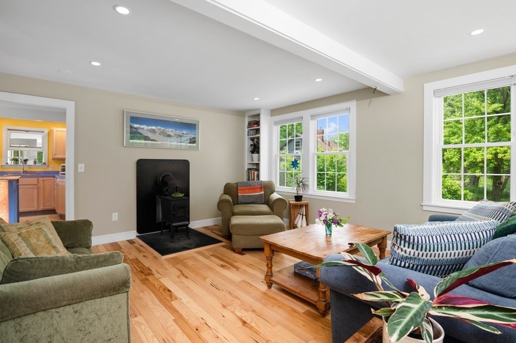 38 Cottage Road Newbury, MA 01951 - Photo 4 of 35 Gallery Image 4