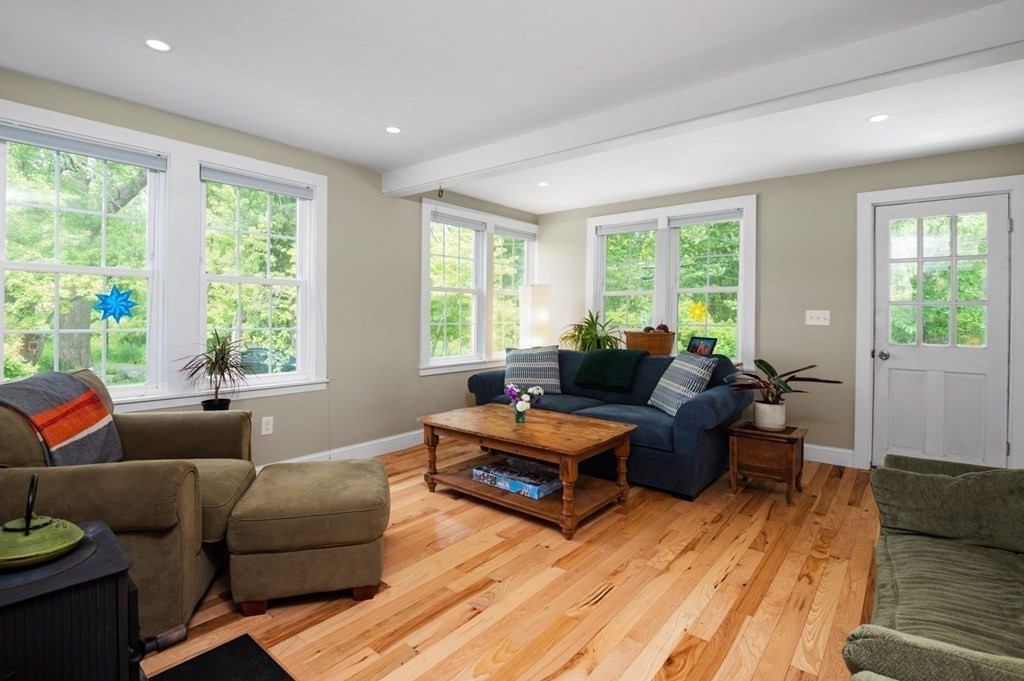 38 Cottage Road Newbury, MA 01951 - Photo 5 of 35 Gallery Image 5