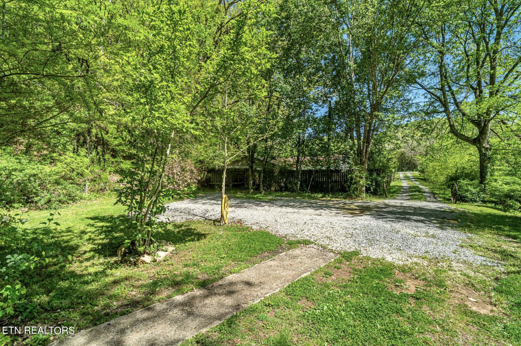 2317 Brown Road Knoxville, TN 37920 - Photo 26 of 28 Screenshot 2024-04-26 at 8.33.44 AM